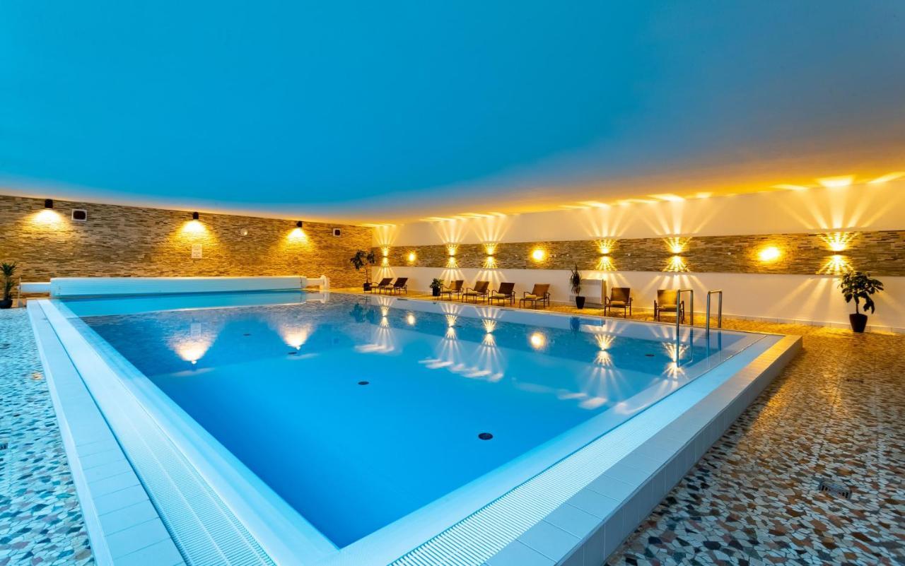 Hotel Rhoen Residence Dipperz Exterior foto