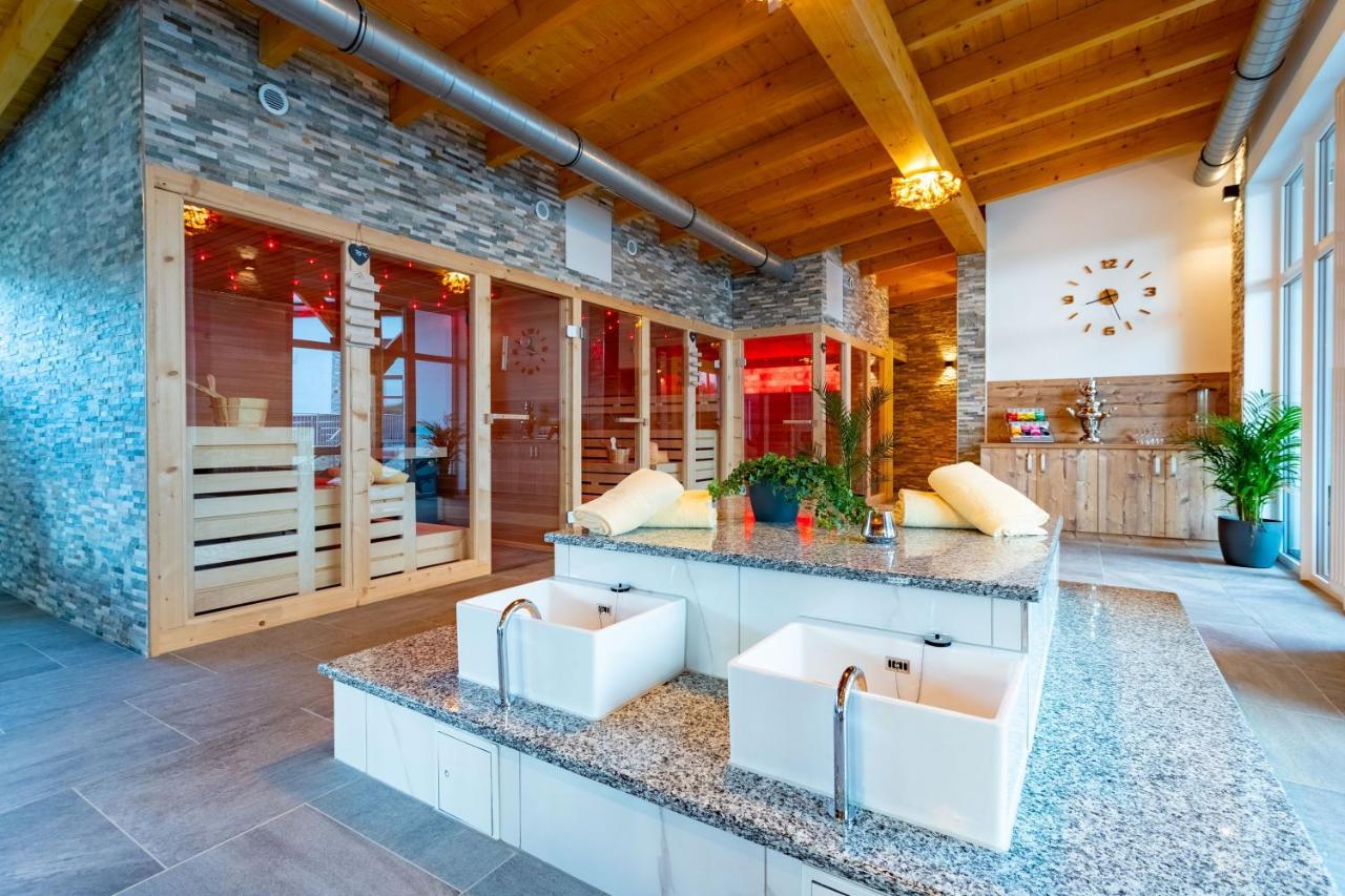 Hotel Rhoen Residence Dipperz Exterior foto